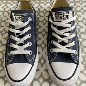 Converse Chuck Taylor All Stars, Navy, Size 6